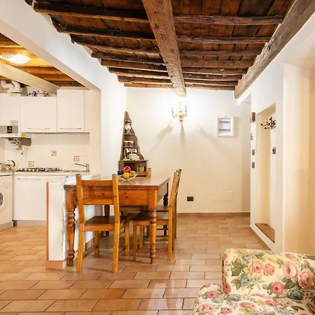 Agatha By Halldis Флоренция